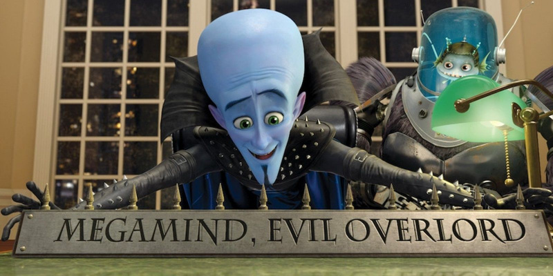   Megamind coloca uma placa de nome em sua mesa