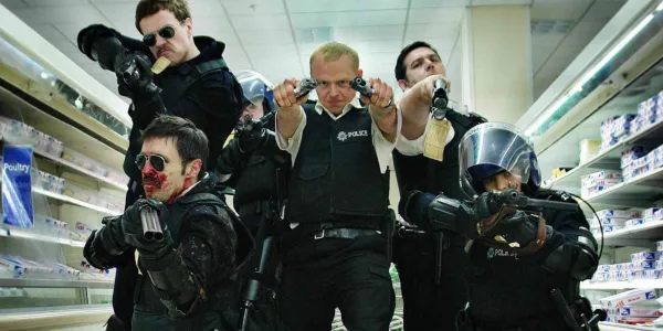 Simon Pegg، Nick Frost و بازیگران Hot Fuzz در فروشگاه مواد غذایی