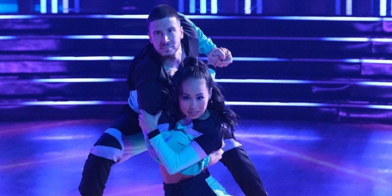   Vinny Guadagnino és DWTS-partnere, Koko Iwasaki a Legemlékezetesebb év éjszakáján