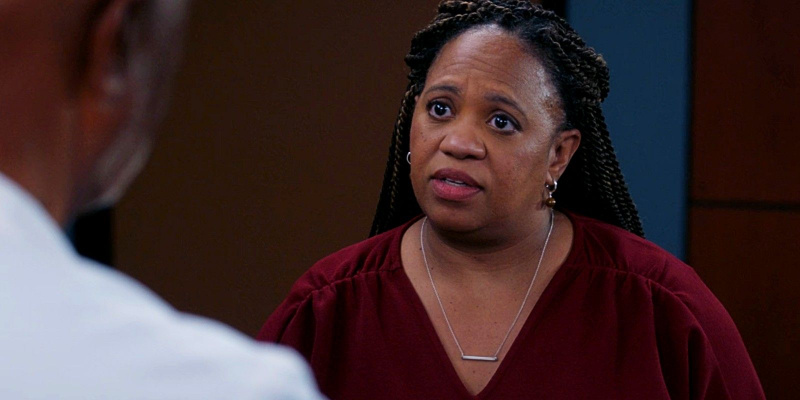   Chandra Wilson Miranda Bailey szerepében a Grayben's Anatomy season 19
