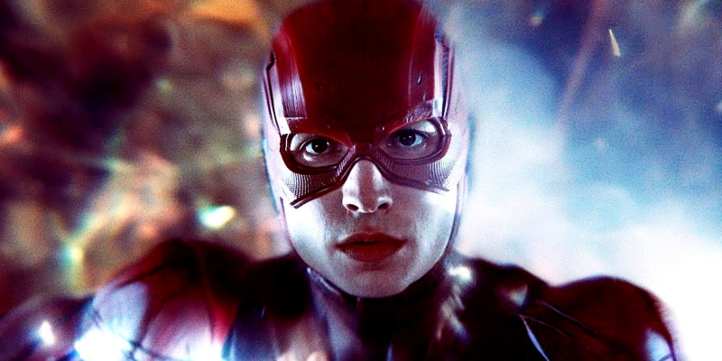   Ezra Miller, mint The Flash, amely a Speed ​​Force-val fut a Zack Snyderben's Justice League (2021)